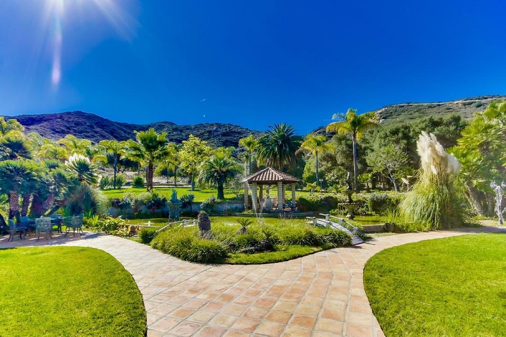Vineyard Hacienda Hotel Spring Valley  Bagian luar foto