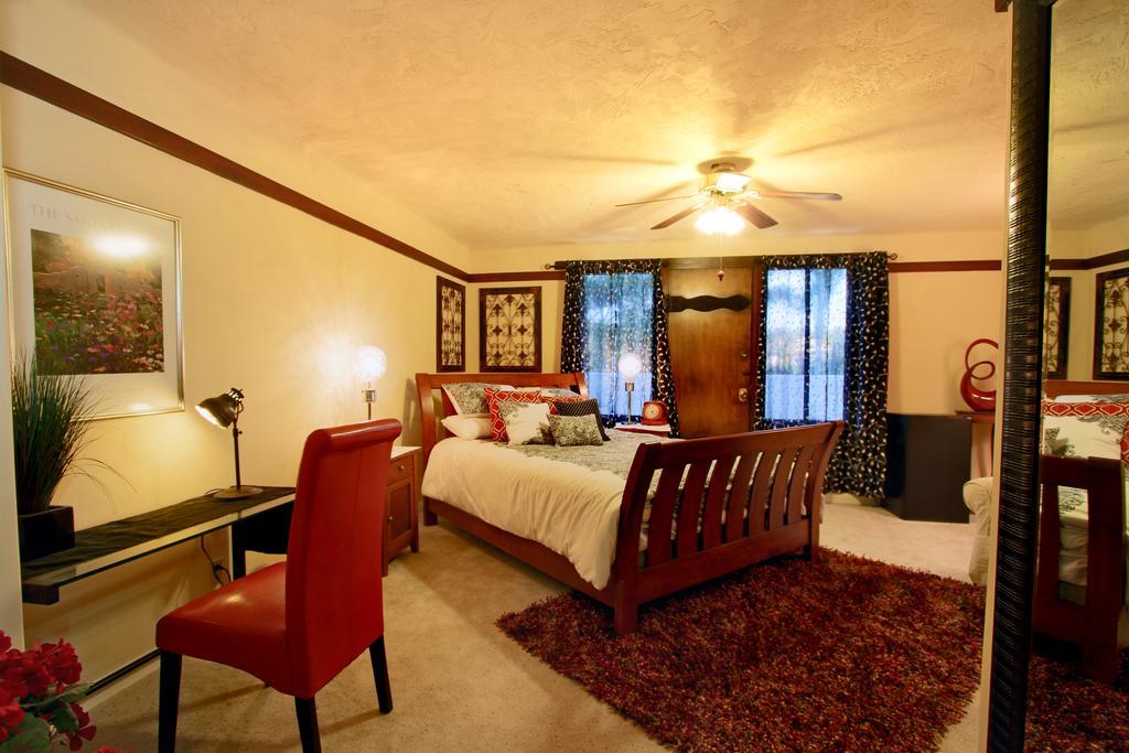 Vineyard Hacienda Hotel Spring Valley  Bagian luar foto