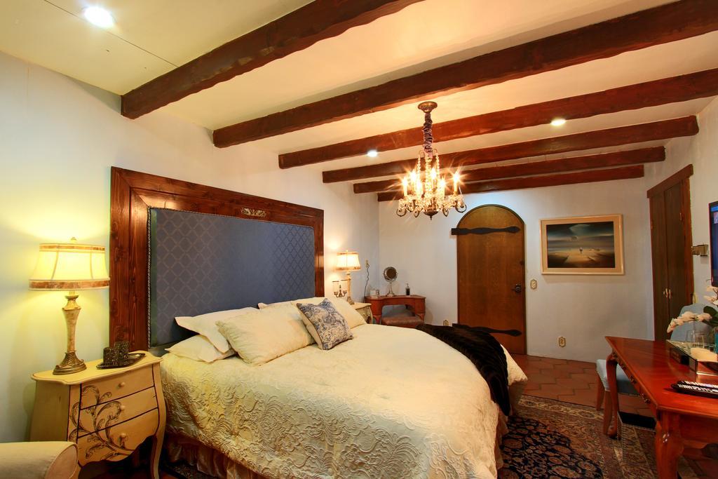 Vineyard Hacienda Hotel Spring Valley  Bagian luar foto