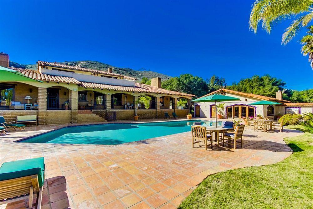 Vineyard Hacienda Hotel Spring Valley  Bagian luar foto